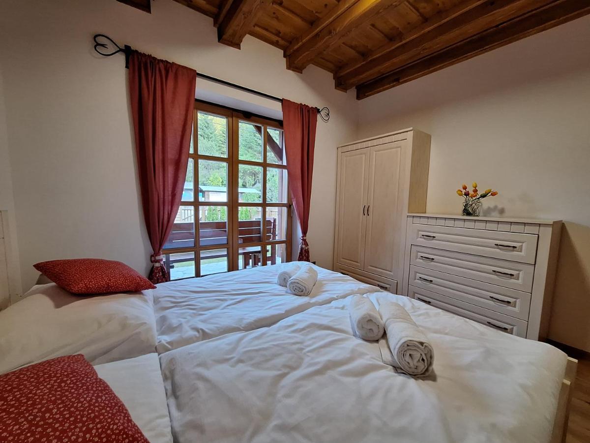 Apartman Jezerne Velké Karlovice Εξωτερικό φωτογραφία