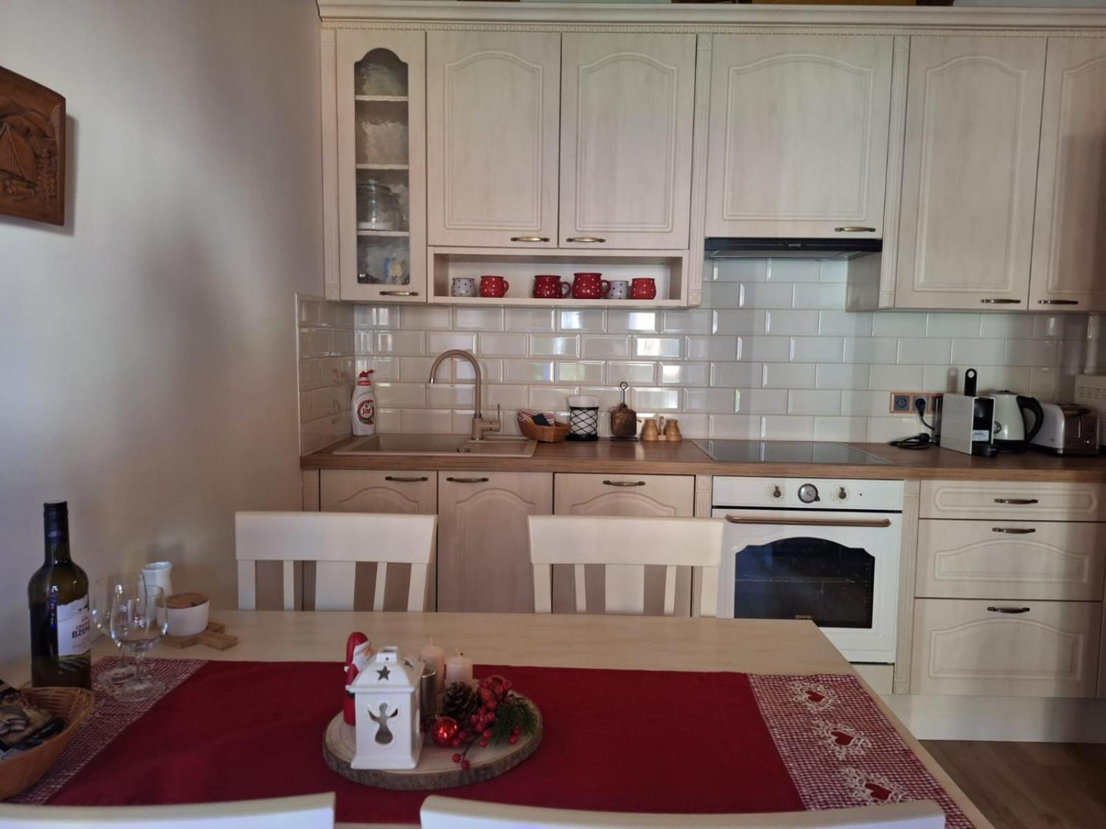 Apartman Jezerne Velké Karlovice Εξωτερικό φωτογραφία
